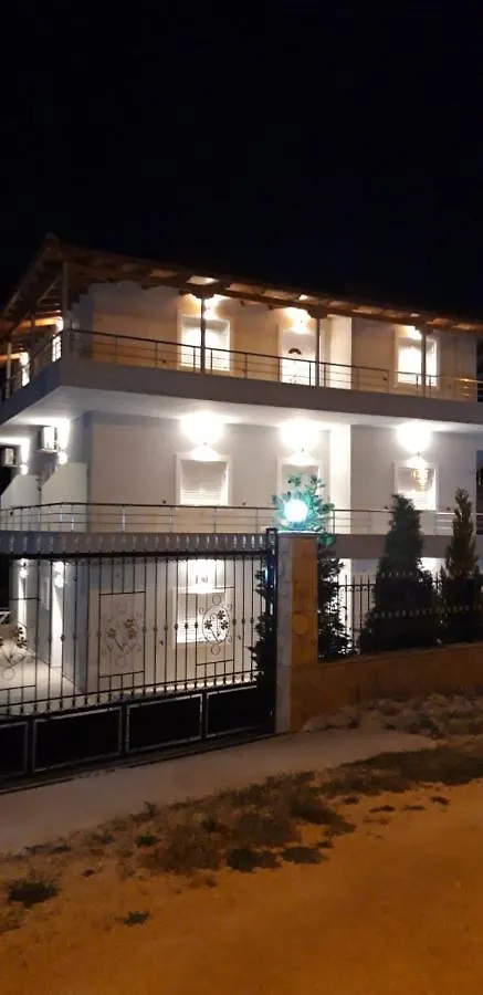 Apartamento Vila Ervin Second Floor Ksamil